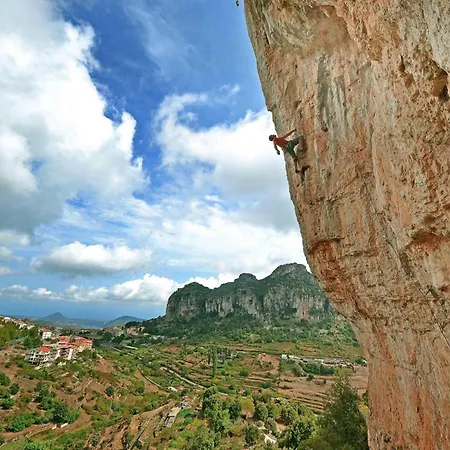 Laura بيت للعطل